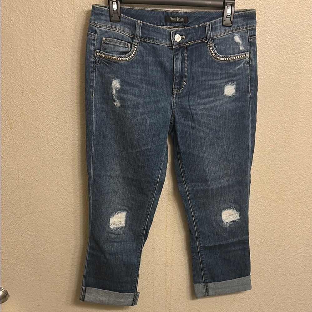 White House Black Market Women Slim Crop Distressed Blanc 4
